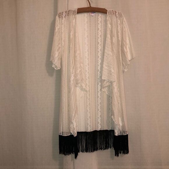 LuLaRoe S Monroe Ivory Lace Short Sleeve Open Waterfall Black Tassel Cardigan - Picture 1 of 12